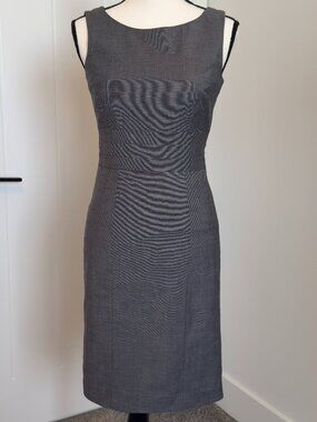 H&M Gray Sleeveless Sheath Career Dress